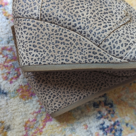 Toms Desert Chic Cheetah Printed Suede Lace Up Wedge Ankle Booties Tan Black 10 - Picture 16 of 16